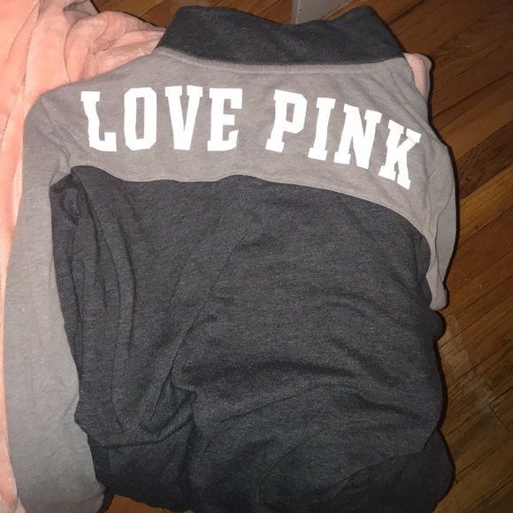 Love Pink Sweatshirt - Picture 2 of 2
